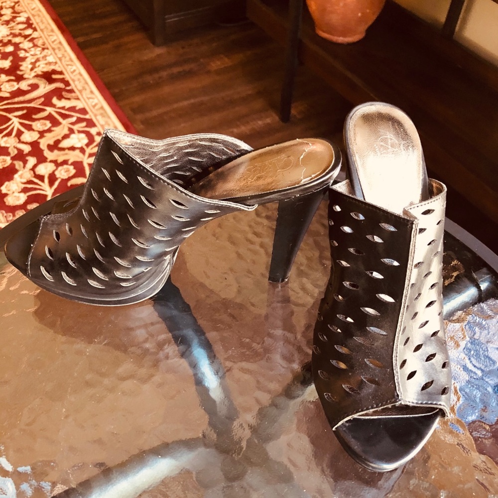 Carlos Santana🎸Shoes size 6.5🎼